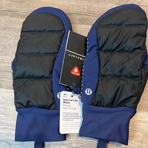 NWT! - LULULEMON Down For It All Primaloft Mittens M/L